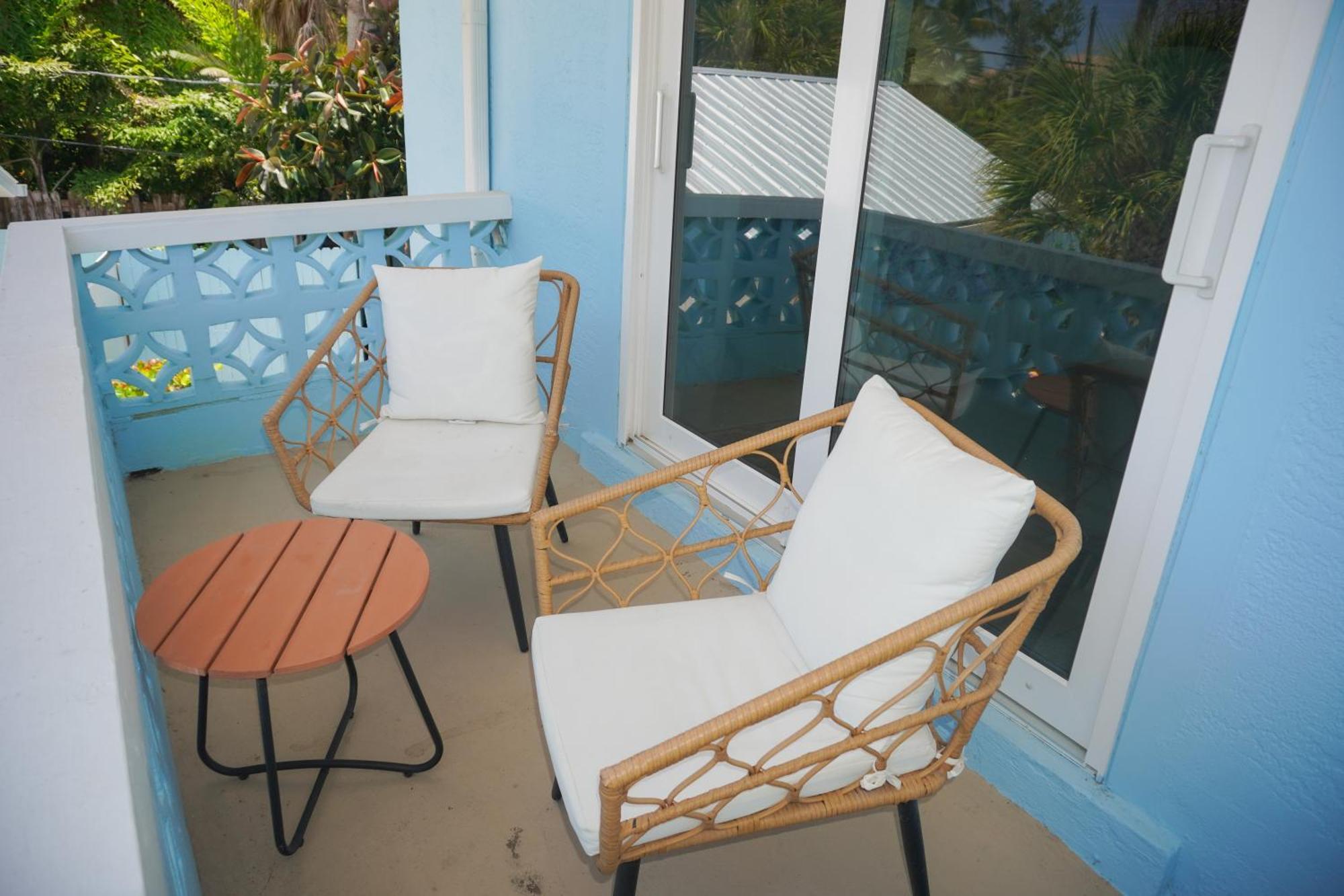 Pearl Beach Inn Энглвуд Экстерьер фото