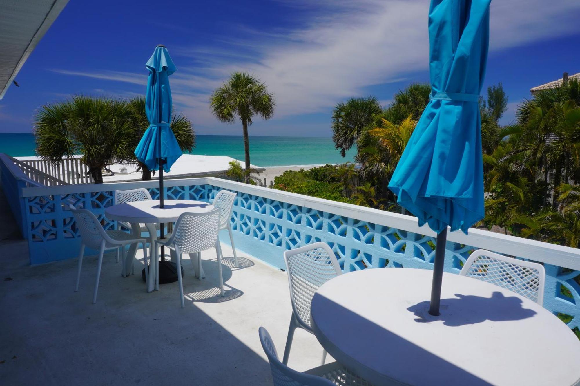 Pearl Beach Inn Энглвуд Экстерьер фото